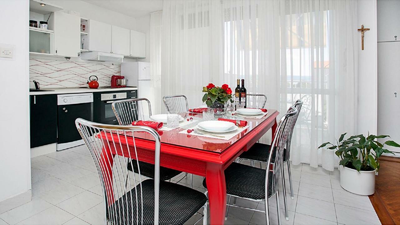 Apartment Milana - Cozy Stay With Free Parking 스플리트 외부 사진